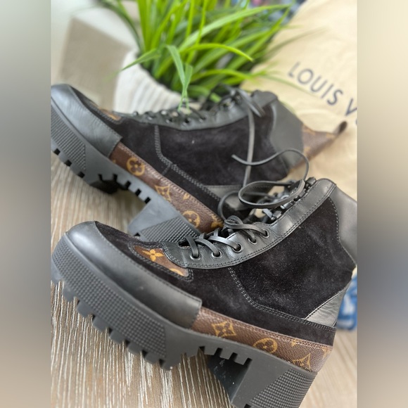 Authentic louis vuitton laureate platform desert bootsin - Picture 9 of 9